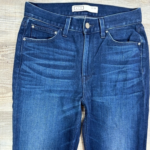 AYR Women's Size 29x28" The Aloe Orchids/Dark Wash Straight Leg Frayed Hem Jeans - Picture 8 of 14